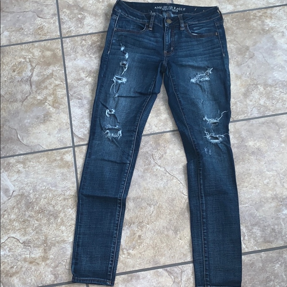American Eagle Distressed Jeans